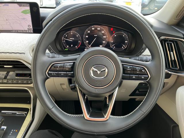 CX-80 XD-ハイブリッド プレミアムモダン 衝突被害軽減ブレーキ 全周囲カメラ オートライト オートマチックハイビーム アダプティブクルーズコントロール 革シート 3列シート バックカメラ 電動シート シートヒーター 4WD サンルーフ ETC(14枚目)