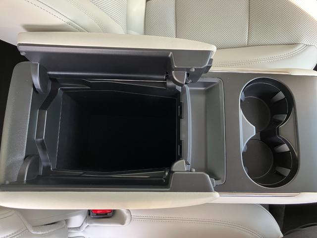 CX-80 XD-ハイブリッド プレミアムモダン 衝突被害軽減ブレーキ 全周囲カメラ オートライト オートマチックハイビーム アダプティブクルーズコントロール 革シート 3列シート バックカメラ 電動シート シートヒーター 4WD サンルーフ ETC(21枚目)