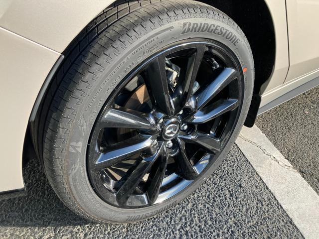 MAZDA3ファストバック 15S レトロスポーツエディション アイドリングストップ メモリーナビ 禁煙車 ハーフレザーシート 360度ビュー 運転席パワーシート ETC LEDヘッドライト フルセグ Bluetooth接続 スマートシティブレーキサポート 試乗車(33枚目)