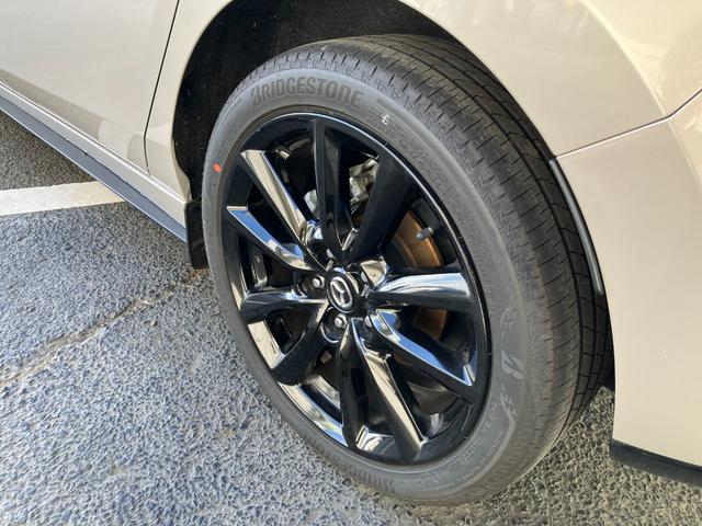 MAZDA3ファストバック 15S レトロスポーツエディション アイドリングストップ メモリーナビ 禁煙車 ハーフレザーシート 360度ビュー 運転席パワーシート ETC LEDヘッドライト フルセグ Bluetooth接続 スマートシティブレーキサポート 試乗車(35枚目)