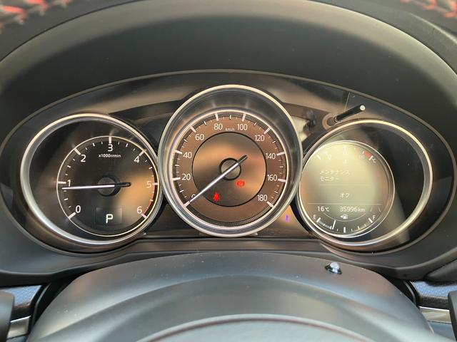 ＣＸ－８ ＸＤ　ブラックトーンエディション　３６０ビュー　電動リヤゲート　衝突軽減装置　追従クルコン　車線逸脱警報装置　運転席パワーシート　ＥＴＣ２．０　ＬＥＤヘッド　Ｂｌｕｅｔｏｏｔｈ　オートマチックハイビーム　禁煙車　コーナーセンサー（15枚目）