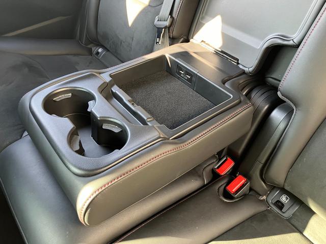 ＣＸ－８ ＸＤ　ブラックトーンエディション　３６０ビュー　電動リヤゲート　衝突軽減装置　追従クルコン　車線逸脱警報装置　運転席パワーシート　ＥＴＣ２．０　ＬＥＤヘッド　Ｂｌｕｅｔｏｏｔｈ　オートマチックハイビーム　禁煙車　コーナーセンサー（25枚目）