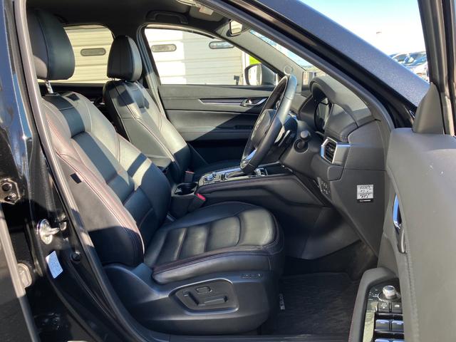 ＣＸ－５ ＸＤ　スポーツアピアランス　３６０度ビュー　ソナー　パワーテールゲート　ＥＴＣ２．０　追従クルコン　ＢＴオーディオ　ＬＥＤライト　本革シート　レーンキープ　パワーシート　ドラレコ　禁煙車　サイドカメラ　シートヒーター　ＵＳＢ（22枚目）