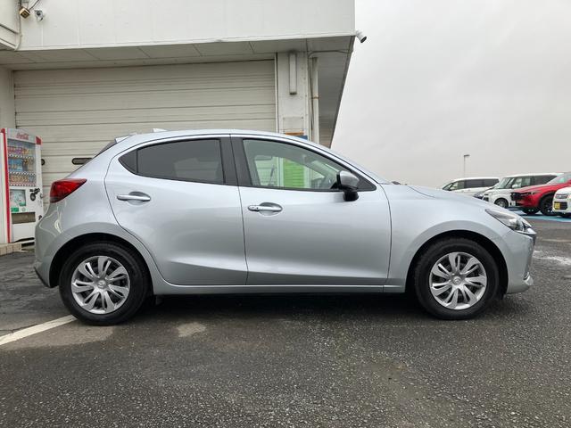 ＭＡＺＤＡ２ １５Ｓ　スマートエディション　ＷＡＢ　オートミラー　ＢＴ接続　オートハイビーム　セキュリティアラーム　ミュージックプレイヤー接続可　コーナーソナー　エアバック　ＬＥＤヘッドランプ　メモリーナビゲーション　サイドエアバック　パワステ（10枚目）