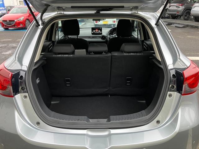 ＭＡＺＤＡ２ １５Ｓ　スマートエディション　ＷＡＢ　オートミラー　ＢＴ接続　オートハイビーム　セキュリティアラーム　ミュージックプレイヤー接続可　コーナーソナー　エアバック　ＬＥＤヘッドランプ　メモリーナビゲーション　サイドエアバック　パワステ（12枚目）