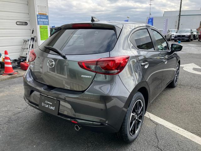 ＭＡＺＤＡ２ １５スポルト　車線逸脱警報システム　ＡＵＸ　デモカー　レーダークルーズコントロール　ＵＳＢ　禁煙車　アイドリングストップ　オートハイビーム　フルオートエアコン　スマートキー　キーフリー　横滑り防止装置　オートライト（7枚目）