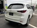 CX-5 XD エクスクルーシブモード 寒冷地 地デジ レーンキープ 盗難防止装置 本革シート Bluetooth対応 キーレス LED クリアランスソナー ミュージックプレイヤー接続可 AWD USB サイドカメラ 禁煙車 エアシート(8枚目)