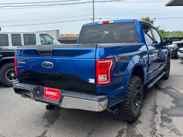 Ｆ－１５０ ＸＬＴ　４ＷＤ　ＸＤ２０インチホイール　フロントベンチシート　バックフリップ３つ折り式トノカバー　クルーズコントロール　サイドステップ（8枚目）