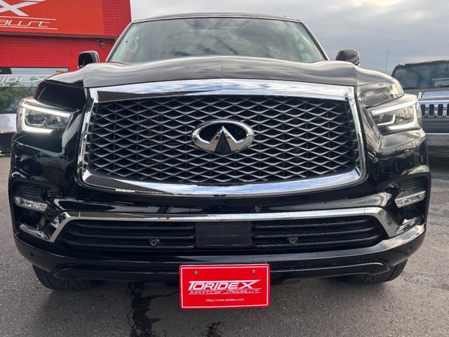 ＱＸ８０ ベースグレード　ダイヤモンドキルティングブラックレザー　サンルーフ　２６インチホイール　純正ホイール有　パノラミックビューモニター　シートヒータ＆ベンチレーション　ステアリングヒーター　ＢＯＳＥサウンド（2枚目）