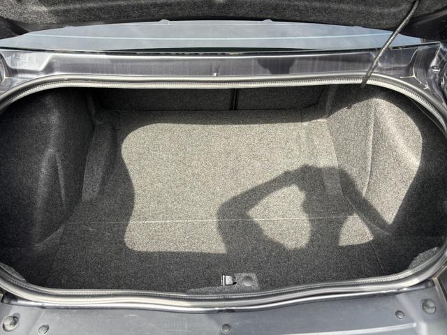 ダッジ・チャレンジャー SXT プラス ブラックトップパッケージ アップルカープレイアンドロイドオート サンルーフ ブラックレザーシート シートヒータ&ベンチレーション ステアリングヒーター ALPINEオーディオ(20枚目)