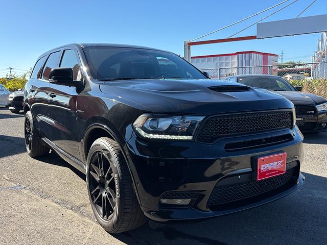 ダッジ・デュランゴ ＲＴ　新車並行　アップルカープレイ　サンルーフ　コンビレザーシート　電動格納ミラー　ＣＯＲＳＡマフラー　アメリカンレーシング２０インチホイール　シートヒーター　パワーバックドア　地デジＴＶ（9枚目）