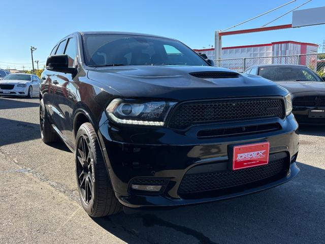 ダッジ・デュランゴ ＲＴ　新車並行　アップルカープレイ　サンルーフ　コンビレザーシート　電動格納ミラー　ＣＯＲＳＡマフラー　アメリカンレーシング２０インチホイール　シートヒーター　パワーバックドア　地デジＴＶ（10枚目）