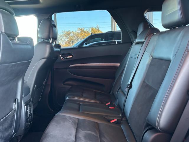 ダッジ・デュランゴ ＲＴ　新車並行　アップルカープレイ　サンルーフ　コンビレザーシート　電動格納ミラー　ＣＯＲＳＡマフラー　アメリカンレーシング２０インチホイール　シートヒーター　パワーバックドア　地デジＴＶ（20枚目）