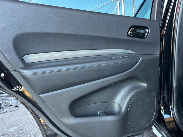 ダッジ・デュランゴ ＲＴ　新車並行　アップルカープレイ　サンルーフ　コンビレザーシート　電動格納ミラー　ＣＯＲＳＡマフラー　アメリカンレーシング２０インチホイール　シートヒーター　パワーバックドア　地デジＴＶ（22枚目）