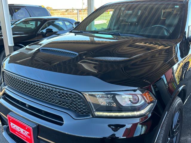 ダッジ・デュランゴ ＲＴ　新車並行　アップルカープレイ　サンルーフ　コンビレザーシート　電動格納ミラー　ＣＯＲＳＡマフラー　アメリカンレーシング２０インチホイール　シートヒーター　パワーバックドア　地デジＴＶ（42枚目）