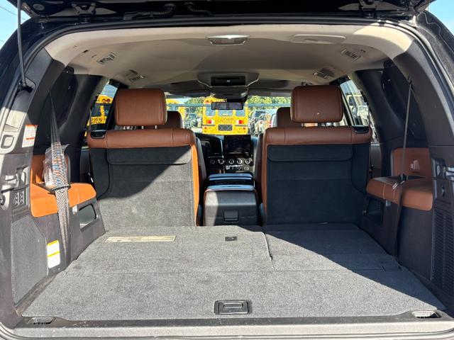 セコイア プラチナム　新車並行　ＪＢＬサウンド　プッシュスタート　ブラウンレザーシート　フローティングナビ　サンルーフ　シートヒータ＆ベンチレーション　トヨタセーフティセンス　アダクティブクルーズコントロール（23枚目）