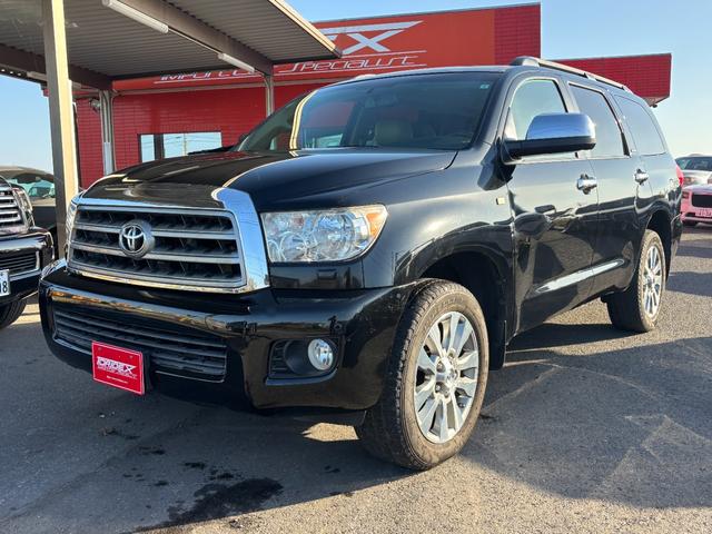 セコイア リミテッド　サンルーフ　ベージュレザーシート　ＪＢＬサウンド　カロッツェリアナビ　地デジＴＶ　電動格納サードシート　パワーバックドア　クルーズコントロール　クリアランスソナー　シートヒーター（3枚目）