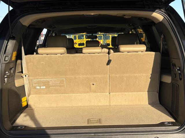 セコイア リミテッド　サンルーフ　ベージュレザーシート　ＪＢＬサウンド　カロッツェリアナビ　地デジＴＶ　電動格納サードシート　パワーバックドア　クルーズコントロール　クリアランスソナー　シートヒーター（24枚目）