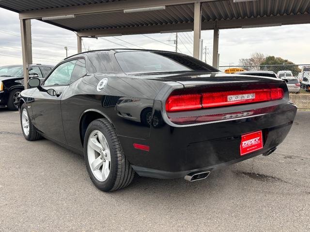 ダッジ・チャレンジャー SXT プラス 新車並行 走行8千キロ台 ケンウッドナビ TV クルーズコントロール 純正18インチホイール ETC バックカメラ(5枚目)