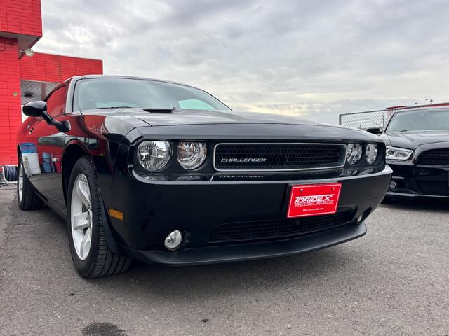 ダッジ・チャレンジャー SXT プラス 新車並行 走行8千キロ台 ケンウッドナビ TV クルーズコントロール 純正18インチホイール ETC バックカメラ(11枚目)