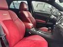 SRT8 左ハンドル パノラマサンルーフ ブレンボキャリパー ハーマンカードンオーディオ 車高調ローダウン 22インチホイール レザーシート 温冷カップホルダー V8 6.4Lエンジン(29枚目)