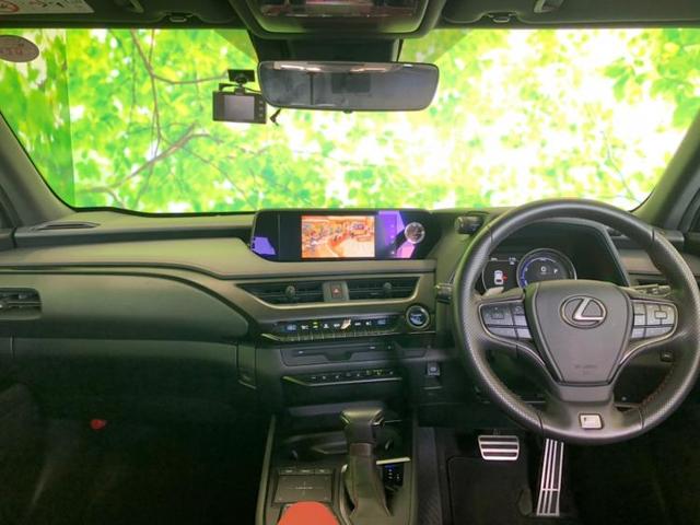 UX250h Fスポーツ 純正 10インチ メモリーナビ/サンルーフ/シート フルレザー/車線逸脱防止支援システム/パーキングアシスト バックガイド/電動バックドア/ヘッドランプ LED/ETC/EBD付ABS 革シート(4枚目)
