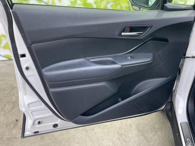 Ｃ－ＨＲ Ｓ　ＬＥＤパッケージ　保証書／純正　９インチ　ＳＤナビ／衝突安全装置／車線逸脱防止支援システム／パーキングアシスト　バックガイド／ヘッドランプ　ＬＥＤ／ＵＳＢジャック／Ｂｌｕｅｔｏｏｔｈ接続／ＥＢＤ付ＡＢＳ　バックカメラ（22枚目）