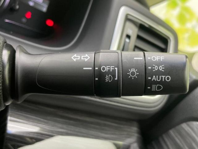 オデッセイ アブソルート・ＥＸホンダセンシング　純正エアロ／純正　８インチ　メモリーナビ／衝突安全装置／両側電動スライドドア／車線逸脱防止支援システム／シート　ハーフレザー／パーキングアシスト　バックガイド／ヘッドランプ　ＬＥＤ　フルエアロ　禁煙車（16枚目）