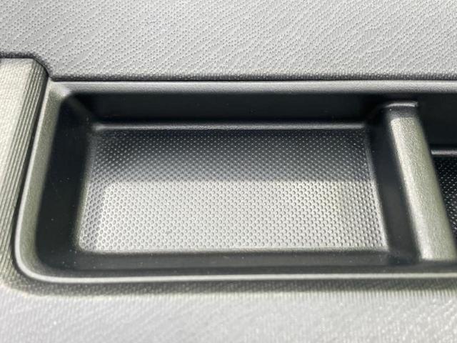 アクア Ｓ　新品タイヤ／純正　ナビ／トヨタセーフティセンス／ドライブレコーダー　前後／ヘッドランプ　ＬＥＤ／Ｂｌｕｅｔｏｏｔｈ接続／ＥＴＣ／ＥＢＤ付ＡＢＳ／横滑り防止装置／アイドリングストップ／バックモニター（45枚目）