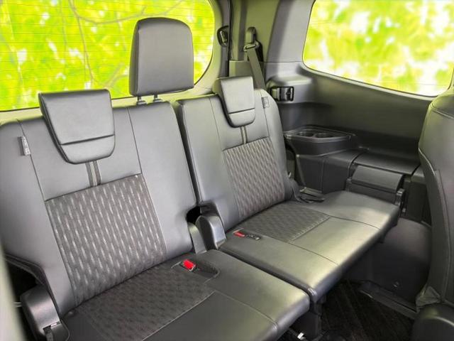 ノア Ｓ－Ｚ　保証書／ディスプレイオーディオ＋ナビ１０．５インチ／フリップダウンモニター　純正　１２．１インチ／トヨタセーフティセンス／両側電動スライドドア／シートヒーター　前席　衝突被害軽減システム　全周囲カメラ（6枚目）