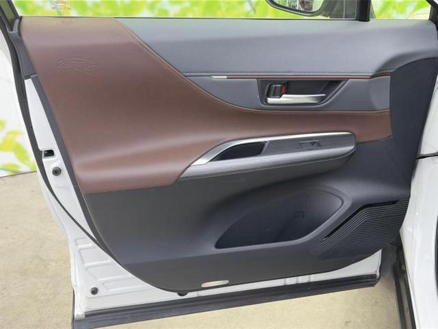 ハリアーハイブリッド Ｚ　新品タイヤ／調光パノラマルーフ／ＪＢＬ／保証書／ディスプレイオーディオ＋ナビ１２．３インチ／デジタルインナーミラー／トヨタセーフティセンス／パノラミックビューモニター／車線逸脱防止支援システム（22枚目）