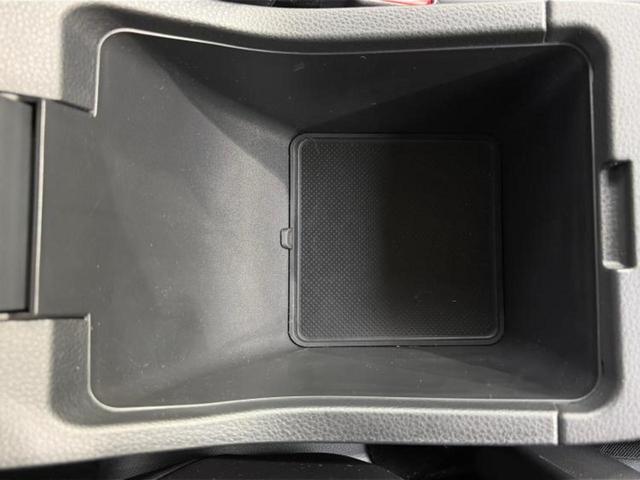 ヴェゼル ｅＨＥＶ　Ｚ　保証書／ディスプレイオーディオ＋ナビ９インチ／ホンダセンシング／シートヒーター　前席／車線逸脱防止支援システム／シート　ハーフレザー／パーキングアシスト　バックガイド／電動バックドア　バックカメラ（32枚目）