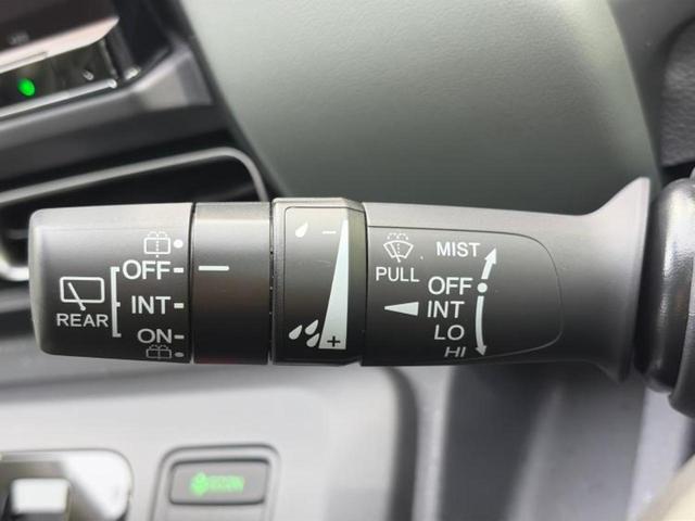 フリード クロスター　純正　１１インチ　メモリーナビ／ホンダセンシング／両側電動スライドドア／シートヒーター　前席／車線逸脱防止支援システム／シート　ハーフレザー／パーキングアシスト　バックガイド　衝突被害軽減システム（17枚目）