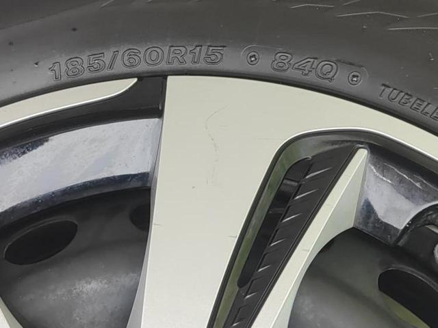 シエンタ ハイブリッドファンベースＧクエロ　保証書／純正　ＳＤナビ／トヨタセーフティセンス／両側電動スライドドア／パノラミックビューモニター／車線逸脱防止支援システム／シート　ハーフレザー／ドライブレコーダー　純正／ヘッドランプ　ＬＥＤ　ＥＴＣ（53枚目）