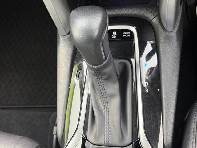 カローラクロス ハイブリッドZ 保証書/ディスプレイオーディオ8インチ/衝突安全装置/シートヒーター 前席/パノラミックビューモニター/車線逸脱防止支援システム/シート ハーフレザー/電動バックドア/ヘッドランプ LED 電動シート(17枚目)