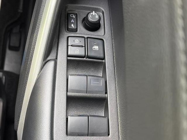 カローラクロス ハイブリッドZ 保証書/ディスプレイオーディオ8インチ/衝突安全装置/シートヒーター 前席/パノラミックビューモニター/車線逸脱防止支援システム/シート ハーフレザー/電動バックドア/ヘッドランプ LED 電動シート(28枚目)