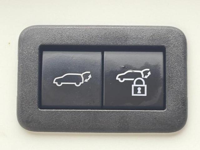 カローラクロス ハイブリッドZ 保証書/ディスプレイオーディオ8インチ/衝突安全装置/シートヒーター 前席/パノラミックビューモニター/車線逸脱防止支援システム/シート ハーフレザー/電動バックドア/ヘッドランプ LED 電動シート(47枚目)