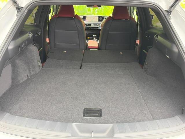 UX 4WD UX250h Fスポーツ 新品タイヤ/純正エアロ/保証書/純正 SDナビ/衝突安全装置/シートヒーター/パノラミックビューモニター/車線逸脱防止支援システム/シート 合皮/パーキングアシスト バックガイド 衝突被害軽減システム(19枚目)