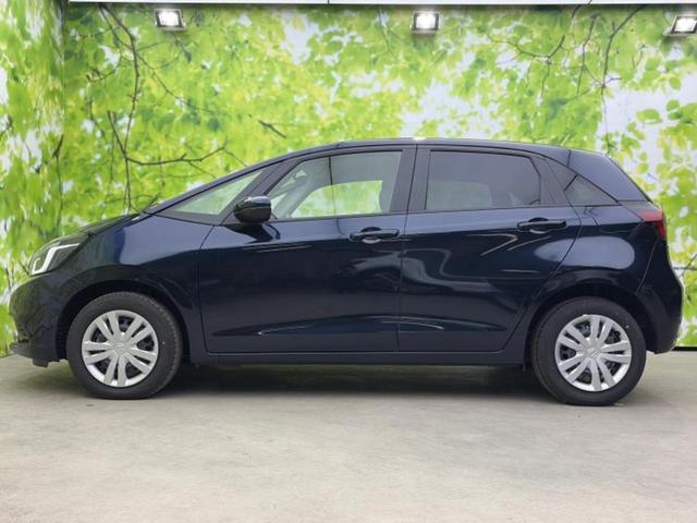 フィット eHEVホーム 保証書/ディスプレイオーディオ+ナビ9インチ/ホンダセンシング/車線逸脱防止支援システム/シート ハーフレザー/パーキングアシスト バックガイド/ヘッドランプ LED 衝突被害軽減システム(2枚目)