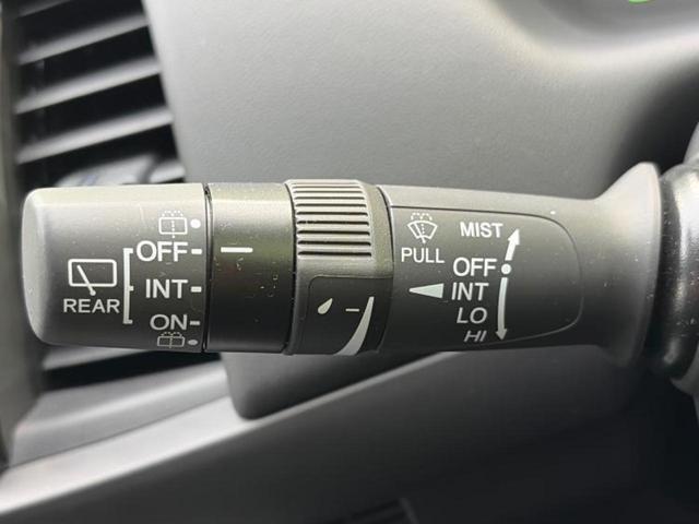 フィット eHEVホーム 保証書/ディスプレイオーディオ+ナビ9インチ/ホンダセンシング/車線逸脱防止支援システム/シート ハーフレザー/パーキングアシスト バックガイド/ヘッドランプ LED 衝突被害軽減システム(17枚目)