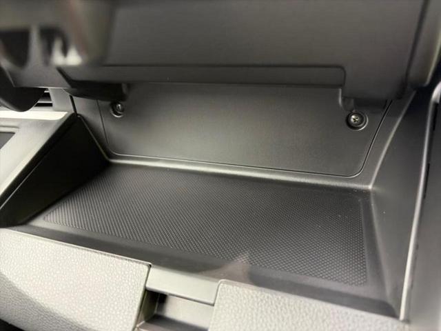 フィット eHEVホーム 保証書/ディスプレイオーディオ+ナビ9インチ/ホンダセンシング/車線逸脱防止支援システム/シート ハーフレザー/パーキングアシスト バックガイド/ヘッドランプ LED 衝突被害軽減システム(25枚目)