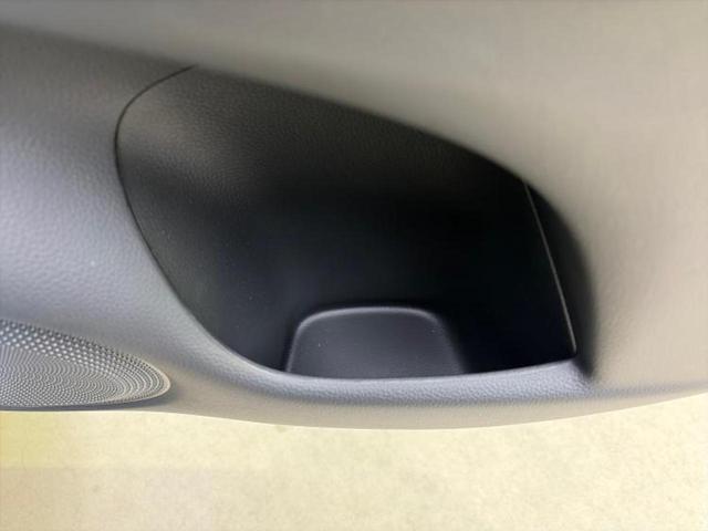 フィット eHEVホーム 保証書/ディスプレイオーディオ+ナビ9インチ/ホンダセンシング/車線逸脱防止支援システム/シート ハーフレザー/パーキングアシスト バックガイド/ヘッドランプ LED 衝突被害軽減システム(50枚目)