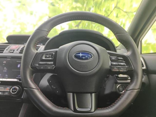 WECARSの展示場では実際に見て、触ってお車をお選びいただけます!知識の豊富な営業スタッフが様々なカーライフをご提案いたします!