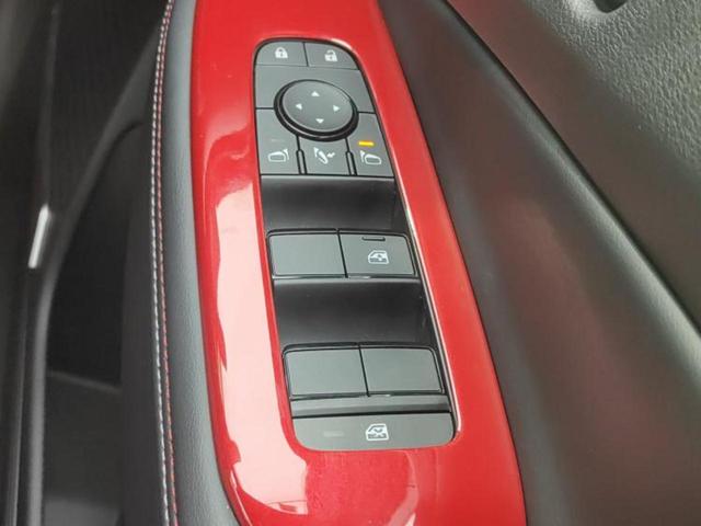 オーラ ニスモ 純正エアロ/BOSE/保証書/純正 9インチ SDナビ/インテリジェントルームミラー/エマージェンシーブレーキ/シートヒーター 前席/全方位モニター/車線逸脱防止支援システム/プロパイロット 禁煙車(30枚目)