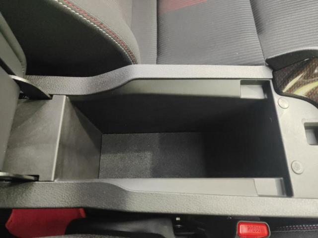 オーラ ニスモ 純正エアロ/BOSE/保証書/純正 9インチ SDナビ/インテリジェントルームミラー/エマージェンシーブレーキ/シートヒーター 前席/全方位モニター/車線逸脱防止支援システム/プロパイロット 禁煙車(34枚目)