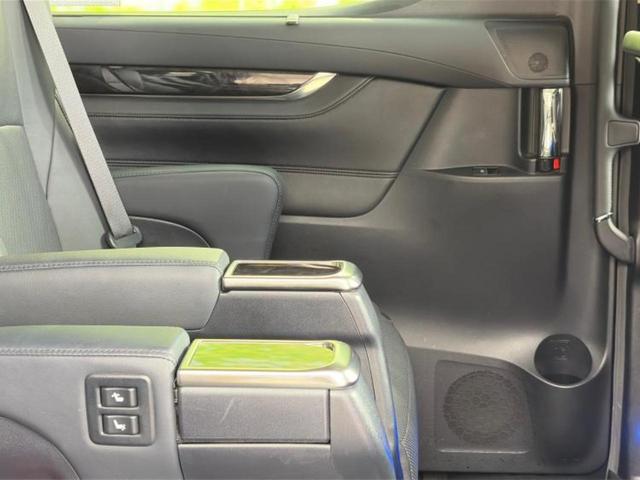 アルファード S Cパッケージ サンルーフ/モデリスタエアロ/保証書/社外 10インチ SDナビ/フリップダウンモニター 社外 12.8インチ/衝突安全装置/両側電動スライドドア/車線逸脱防止支援システム/シート 合皮 フルエアロ(25枚目)