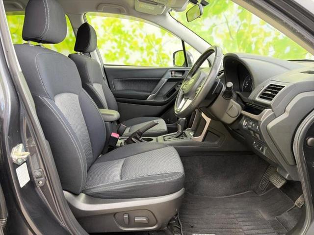 フォレスター 4WD2.0i-Lアイサイト 新品タイヤ/保証書/社外 SDナビ/衝突安全装置/シートヒーター 前席/車線逸脱防止支援システム/ヘッドランプ LED/Bluetooth接続/ETC/EBD付ABS/横滑り防止装置 バックカメラ(4枚目)