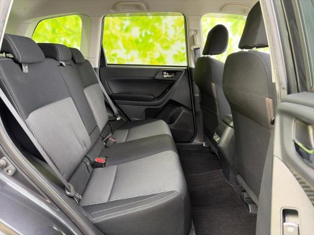フォレスター 4WD2.0i-Lアイサイト 新品タイヤ/保証書/社外 SDナビ/衝突安全装置/シートヒーター 前席/車線逸脱防止支援システム/ヘッドランプ LED/Bluetooth接続/ETC/EBD付ABS/横滑り防止装置 バックカメラ(5枚目)
