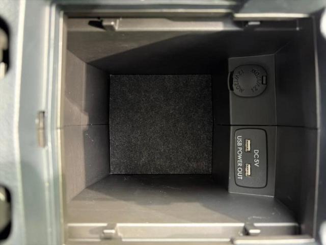 フォレスター 4WD2.0i-Lアイサイト 新品タイヤ/保証書/社外 SDナビ/衝突安全装置/シートヒーター 前席/車線逸脱防止支援システム/ヘッドランプ LED/Bluetooth接続/ETC/EBD付ABS/横滑り防止装置 バックカメラ(32枚目)