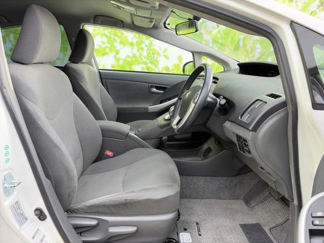 プリウス S 保証書/純正 SDナビ/衝突安全装置/ヘッドランプ HID/Bluetooth接続/ETC/EBD付ABS/横滑り防止装置/アイドリングストップ/クルーズコントロール/バックモニター/ワンセグTV(4枚目)